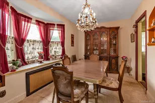 111 E Euclid St, Valley Stream, NY 11580 - Photo 2