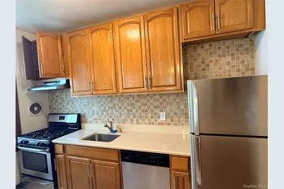 5017 41st Street #2, Sunnyside, NY 11104 - Photo 6