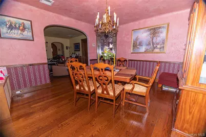 186 Pennsylvania Avenue, Freeport, NY 11520 - Photo 12
