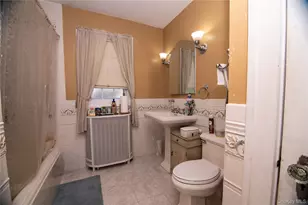186 Pennsylvania Ave, Freeport, NY 11520 - Photo 18