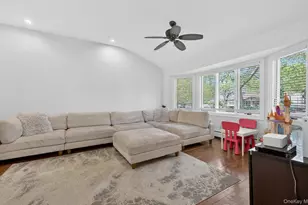 10 Wentworth Dr, Dix Hills, NY 11746 - Photo 30
