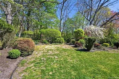 9 Robinson Street, Shoreham, NY 11786 - Photo 24