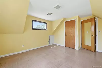 9 Robinson Street, Shoreham, NY 11786 - Photo 20