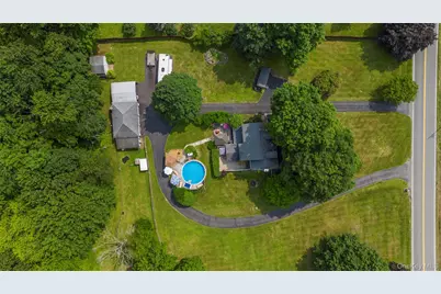 421 Orchard Drive, Wallkill, NY 12589 - Photo 4