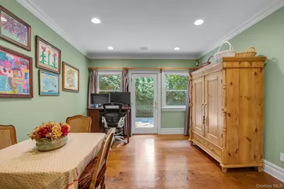 8 Briarfield Drive, Great Neck, NY 11020 - Photo 8