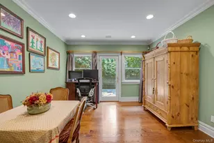8 Briarfield Dr, Great Neck, NY 11020 - Photo 8