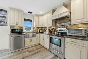 5 Judges Ln, Smithtown, NY 11787 - Photo 14