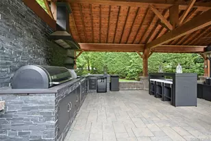 5 Judges Ln, Smithtown, NY 11787 - Photo 30