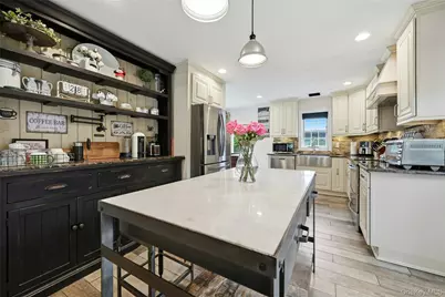 5 Judges Lane, Smithtown, NY 11787 - Photo 12