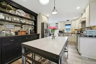 5 Judges Ln, Smithtown, NY 11787 - Photo 12