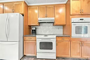 20 Hastings Dr, Stony Brook, NY 11790 - Photo 16