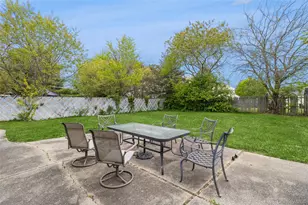 7 Austin St, Bellport, NY 11713 - Photo 26
