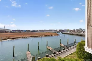 421 Marina Pointe Dr, East Rockaway, NY 11518 - Photo 32