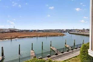 421 Marina Pointe Dr, East Rockaway, NY 11518 - Photo 30