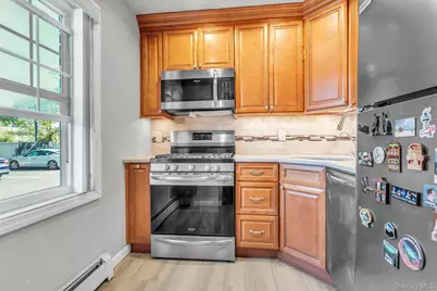 337-9 Hicksville Road #9, Bethpage, NY 11714 - Photo 6