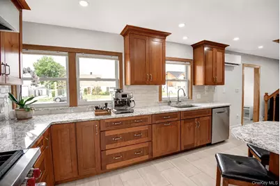 53 James Lane, Levittown, NY 11756 - Photo 6