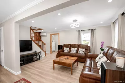 53 James Lane, Levittown, NY 11756 - Photo 16