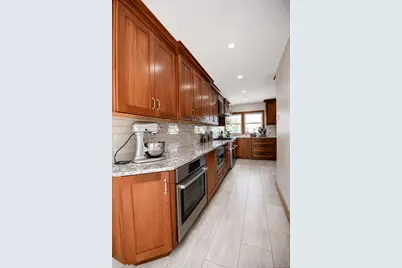 53 James Lane, Levittown, NY 11756 - Photo 10