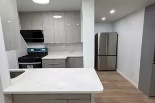 13235 Sanford Ave 5F Sanford, Flushing, NY 11355 - Photo 2
