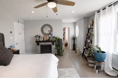 26 Sycamore Lane, Levittown, NY 11756 - Photo 20