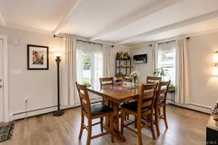 26 Sycamore Ln, Levittown, NY 11756 - Photo 8