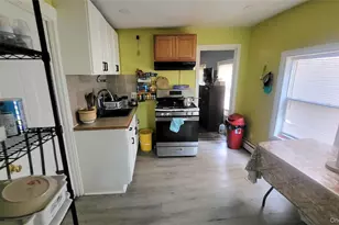 152 Cannon St, Poughkeepsie, NY 12601 - Photo 14