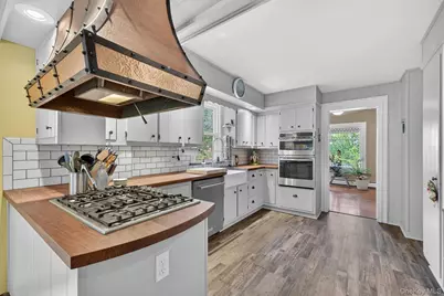 10 Edwin Road, Poughkeepsie, NY 12603 - Photo 16