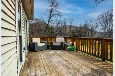 284 Ridge Road, New City, NY 10956 - Photo 24