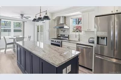 134 Washington Drive, Mastic Beach, NY 11951 - Photo 14