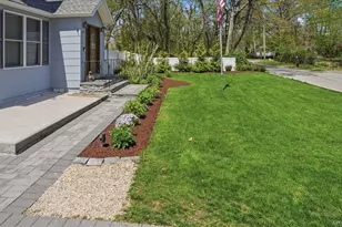 134 Washington Dr, Mastic Beach, NY 11951 - Photo 8