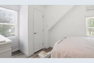 134 Washington Drive, Mastic Beach, NY 11951 - Photo 20