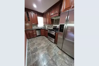 2031 21st Street, Astoria, NY 11105 - Photo 2