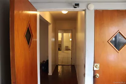 219-22 132nd Road, Jamaica, NY 11413 - Photo 10