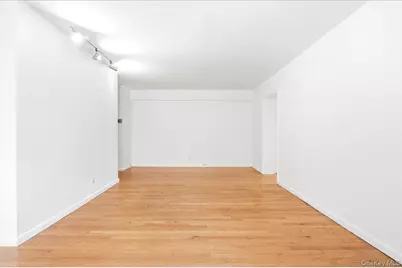 65-45 Yellowstone Boulevard #2A, Forest Hills, NY 11375 - Photo 14