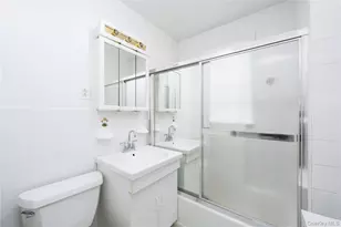 38 Gramercy Ave, Yonkers, NY 10701 - Photo 16
