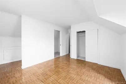38 Gramercy Avenue, Yonkers, NY 10701 - Photo 18