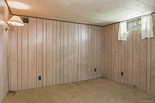 100 Avenue B, Holbrook, NY 11741 - Photo 22