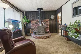 100 Avenue B, Holbrook, NY 11741 - Photo 6