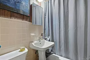 100 Avenue B, Holbrook, NY 11741 - Photo 16