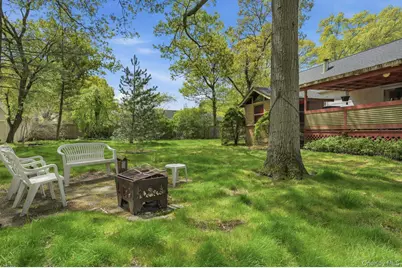 100 Avenue B, Holbrook, NY 11741 - Photo 26