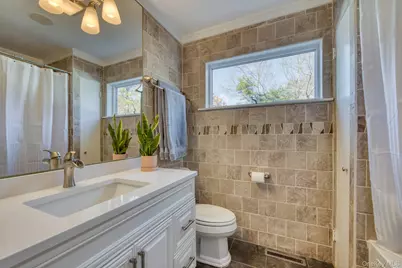 11 N Quarter Road, Westhampton, NY 11977 - Photo 10