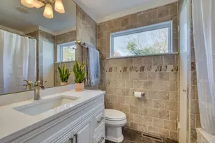 11 N Quarter Rd, Westhampton, NY 11977 - Photo 10