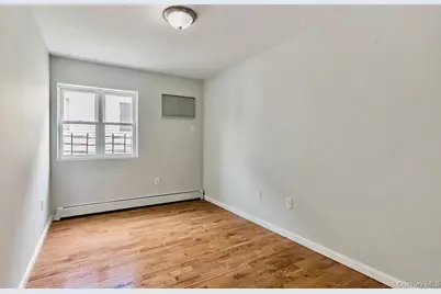 2268 Seward Avenue, Bronx, NY 10473 - Photo 6
