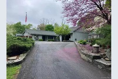 30 Daisy Lane, Poughkeepsie, NY 12603 - Photo 2