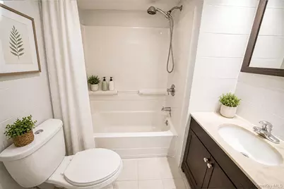 69-08 69th Place, Glendale, NY 11385 - Photo 26