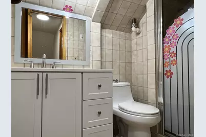 7 Hope, Hicksville, NY 11801 - Photo 18