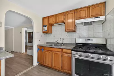 500 Pershing Boulevard, Rockville Centre, NY 11570 - Photo 20
