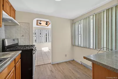 500 Pershing Boulevard, Rockville Centre, NY 11570 - Photo 16