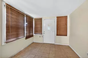 500 Pershing Blvd, Rockville Centre, NY 11570 - Photo 10
