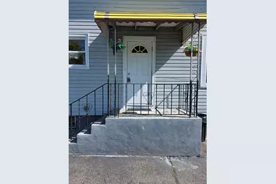 523 Hawthorne Avenue, Uniondale, NY 11553 - Photo 2